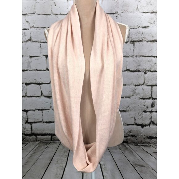CALVIN KLEIN Soft Cozy Infinity Scarf in Blush Pink 15"x 31" - Picture 2 of 4